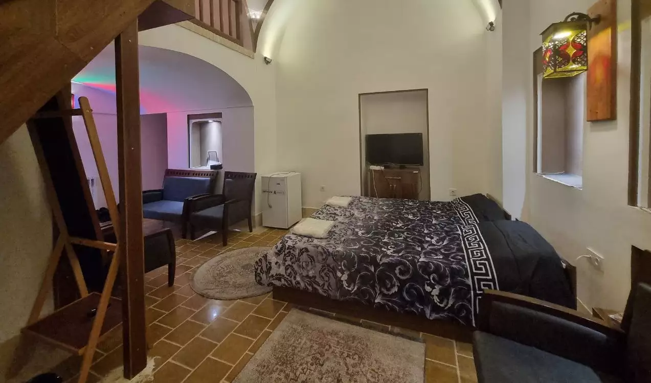 هتل سنتی حاجی بابایی زارچ یزد